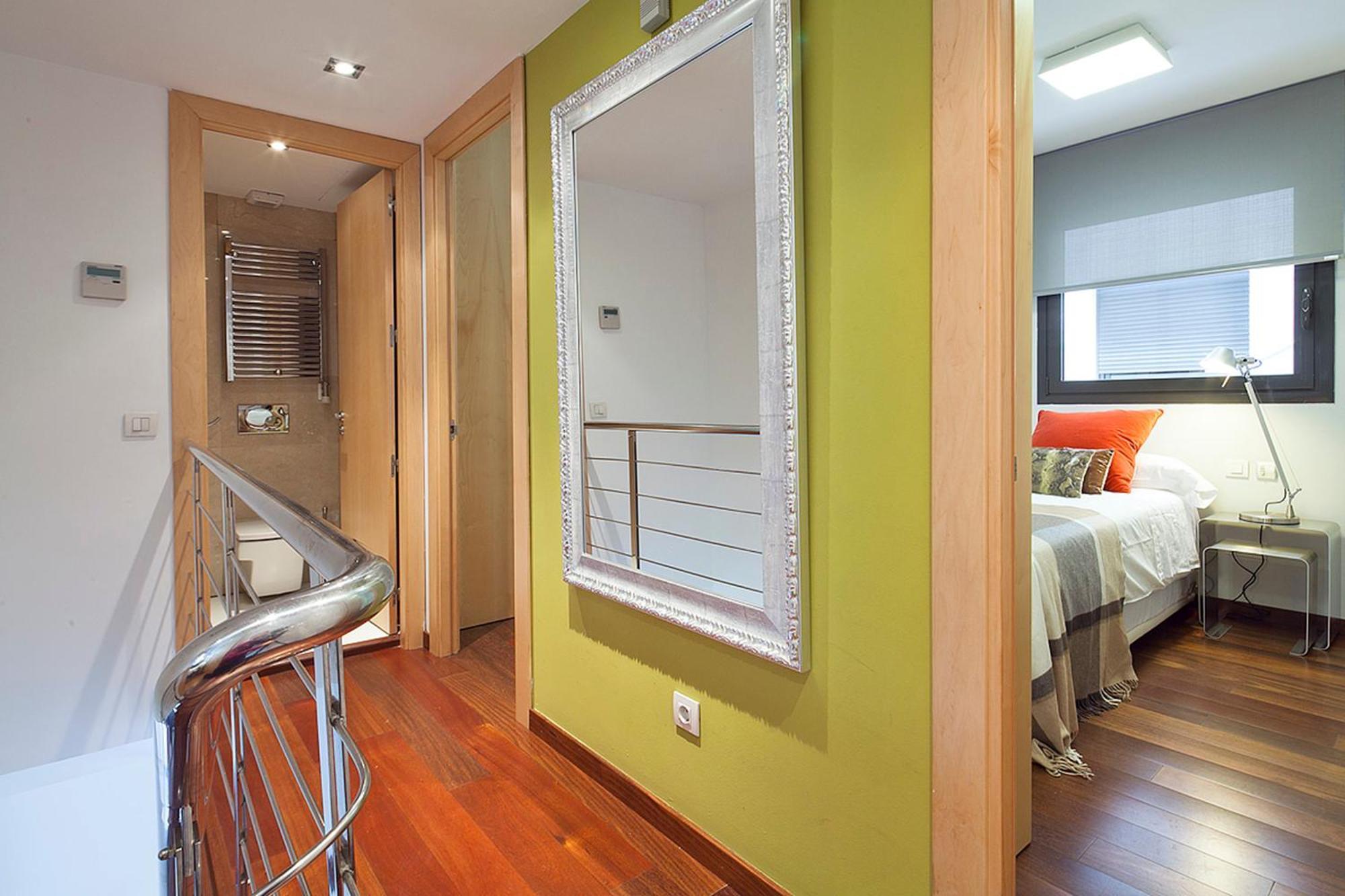 My Space Emirates - Splendid Apartment With Terrace And Pool Near Park Gueell Barcelona Exterior photo