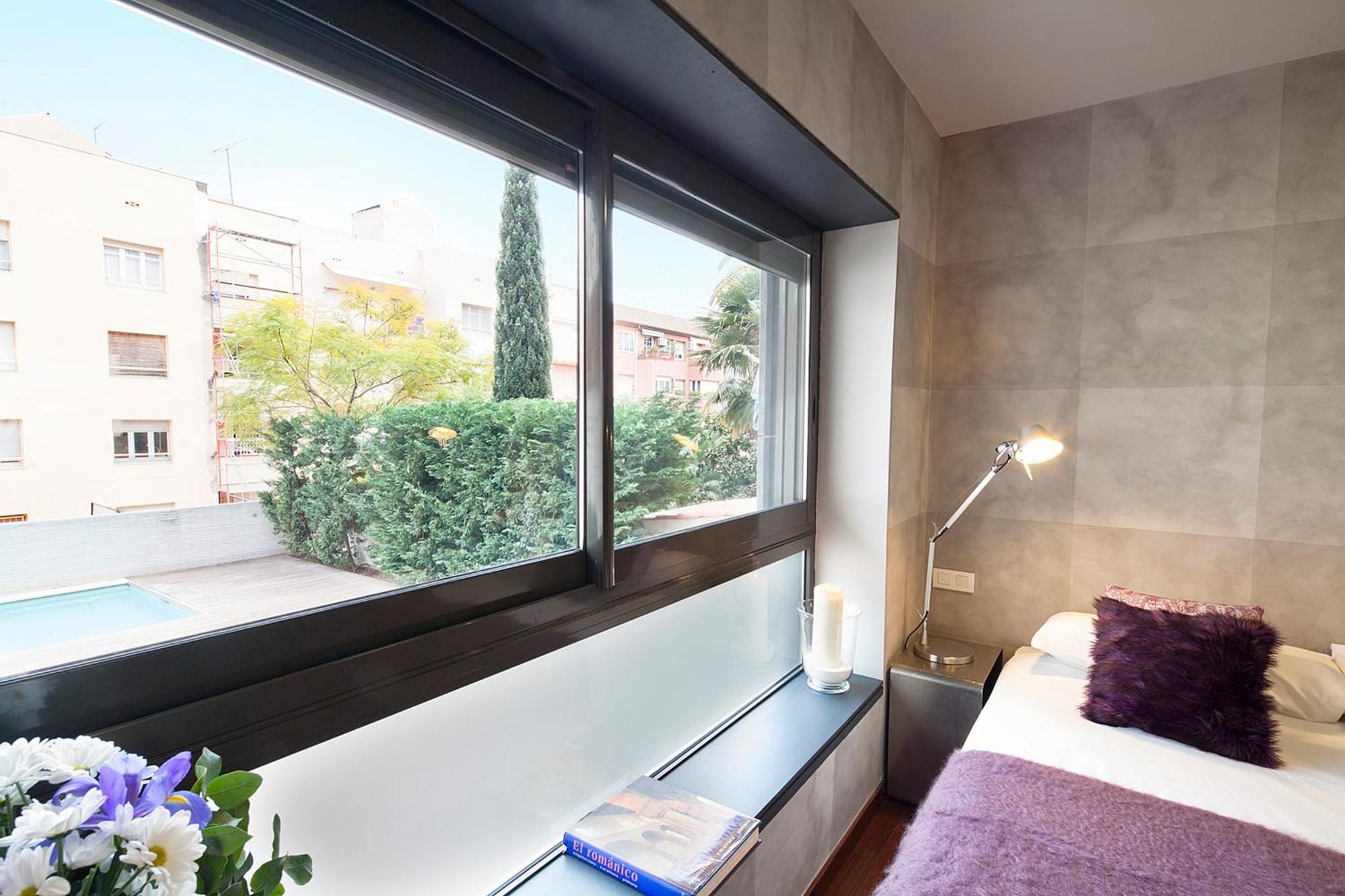 My Space Emirates - Splendid Apartment With Terrace And Pool Near Park Gueell Barcelona Exterior photo